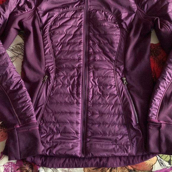 Lululemon First Mile Jacket - Picture 8 of 12